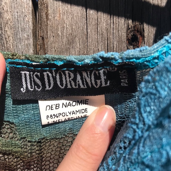 lace tank top - Picture 3 of 4